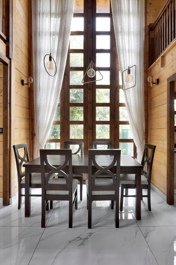 The Pine Loft Villa Bangalore Bagian luar foto